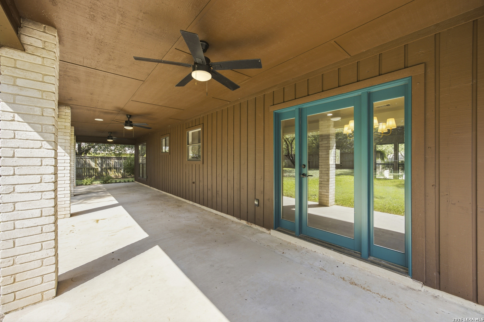 main property photo 40
