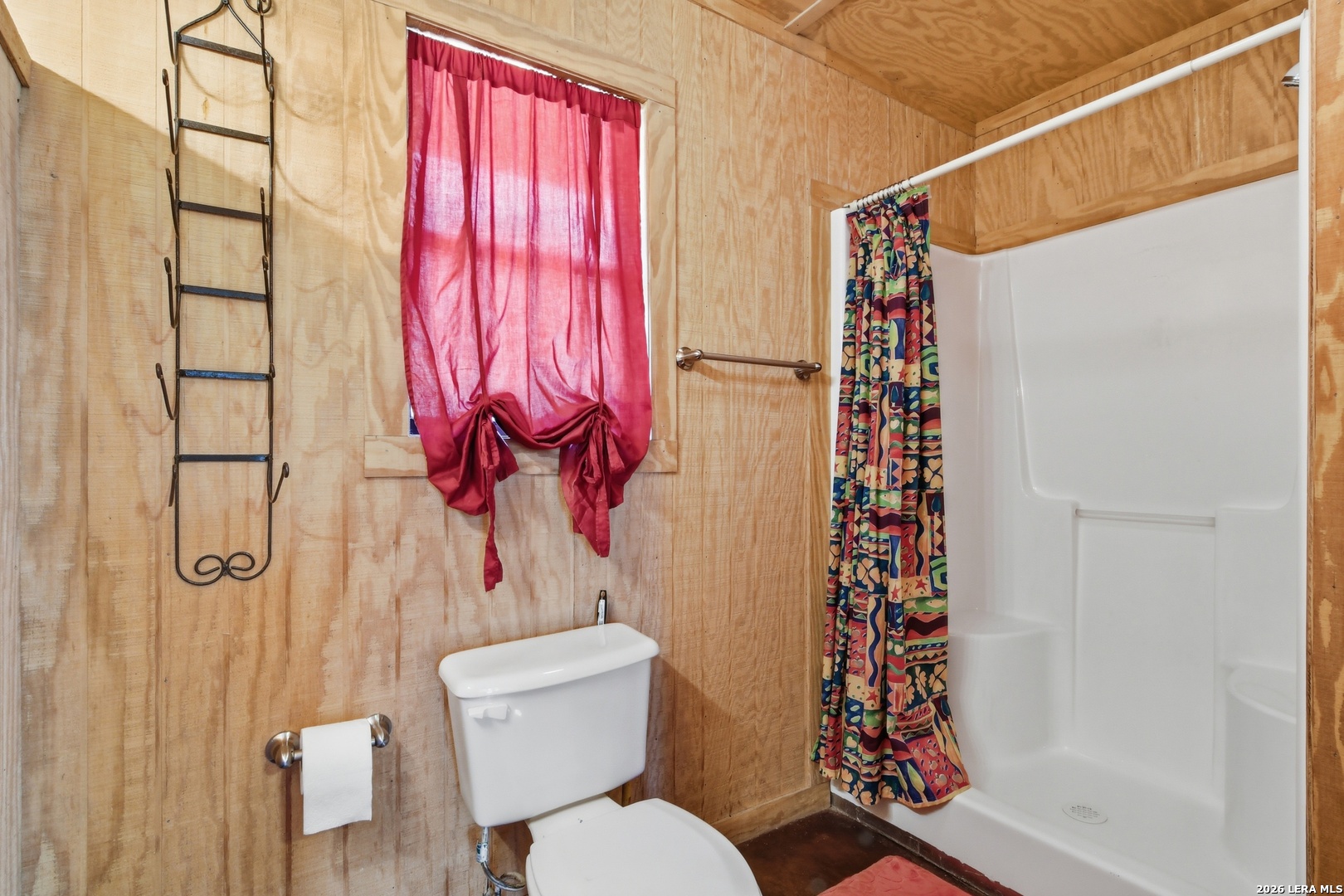 main property photo 36