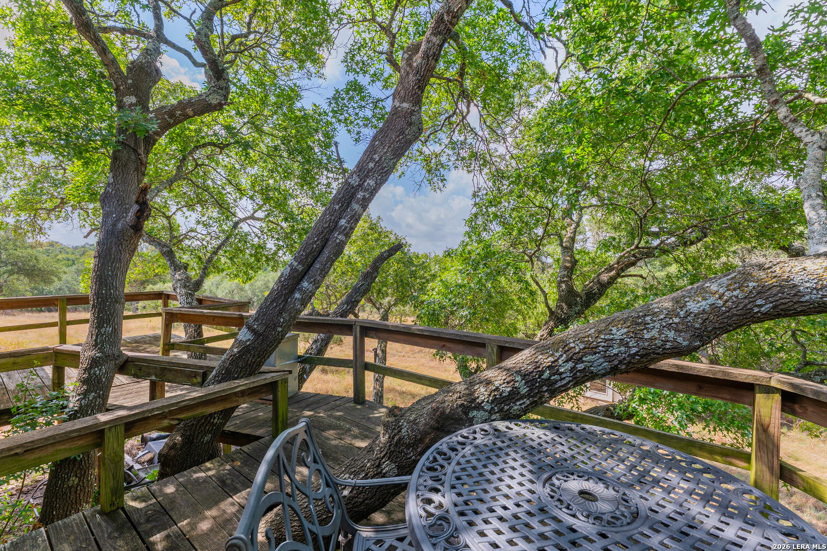 main property photo 28