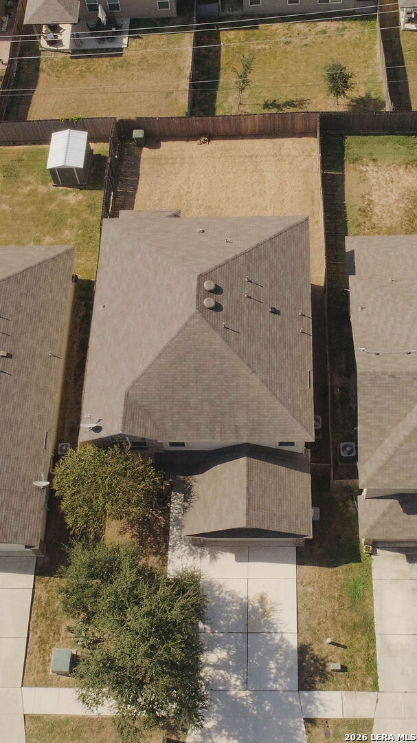 main property photo 50
