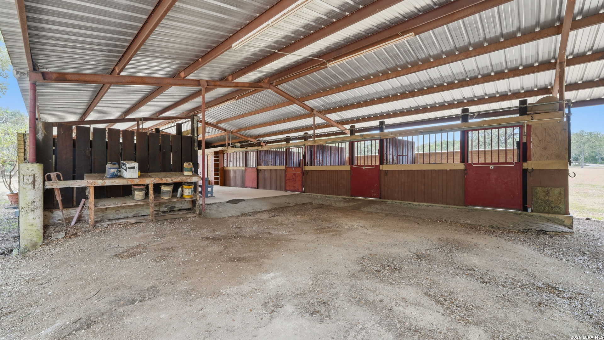 main property photo 25