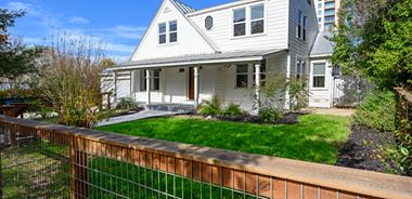 image of property with 3 Bed | 2 Bath | 2,492 Sqft