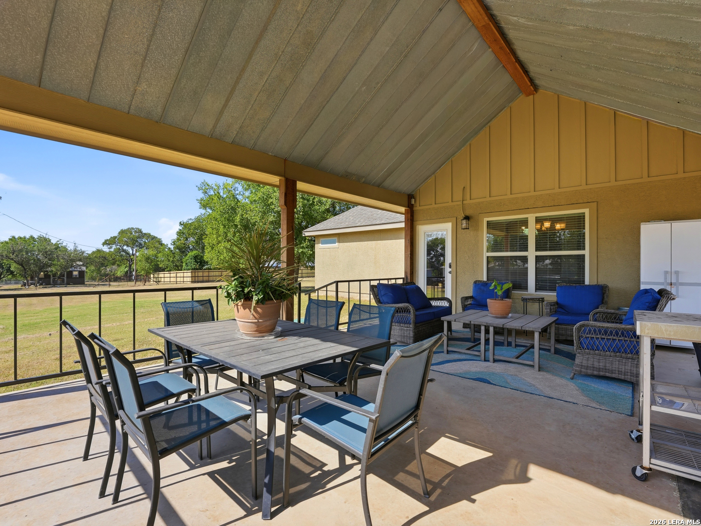 main property photo 39