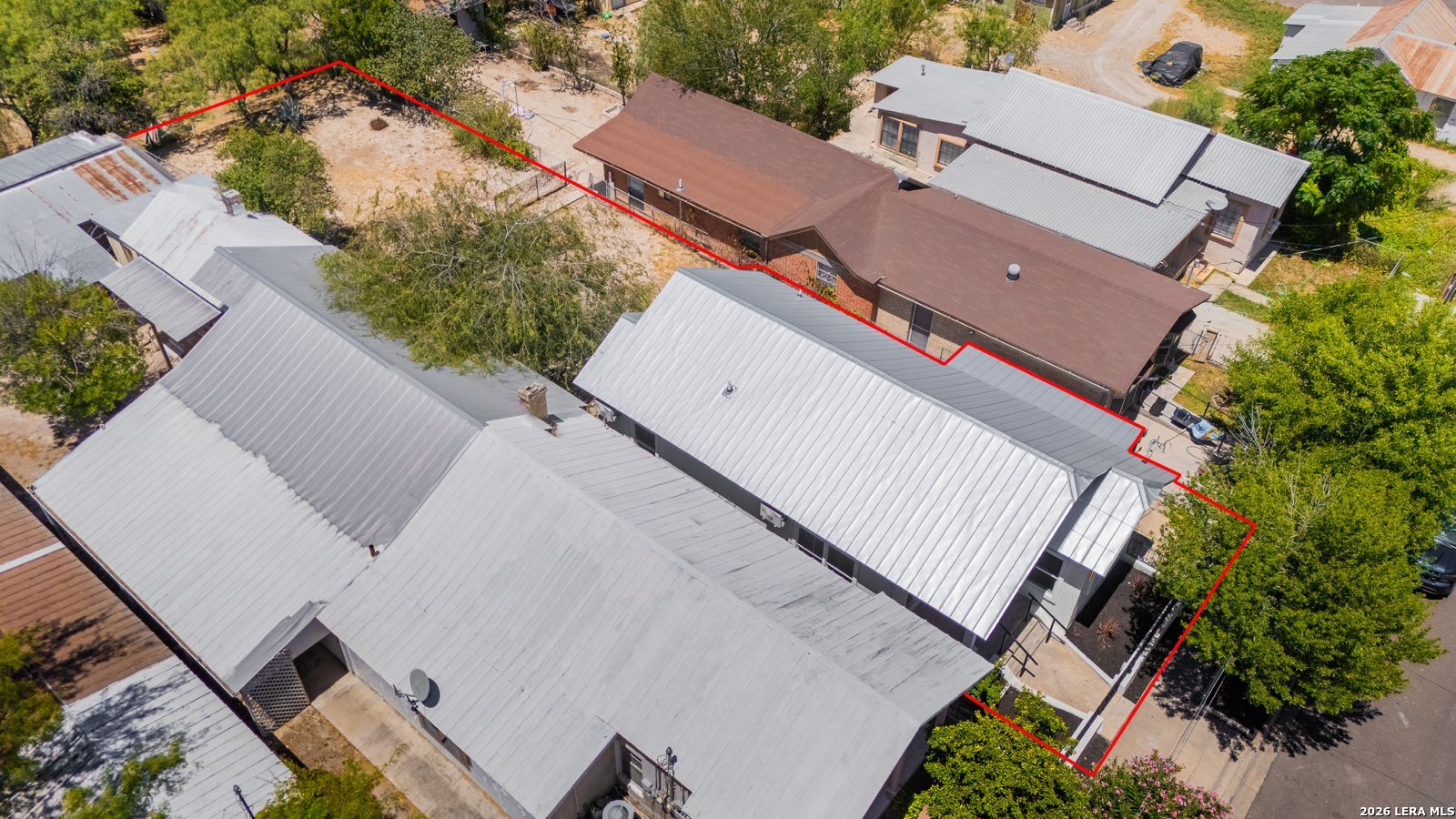 main property photo 21