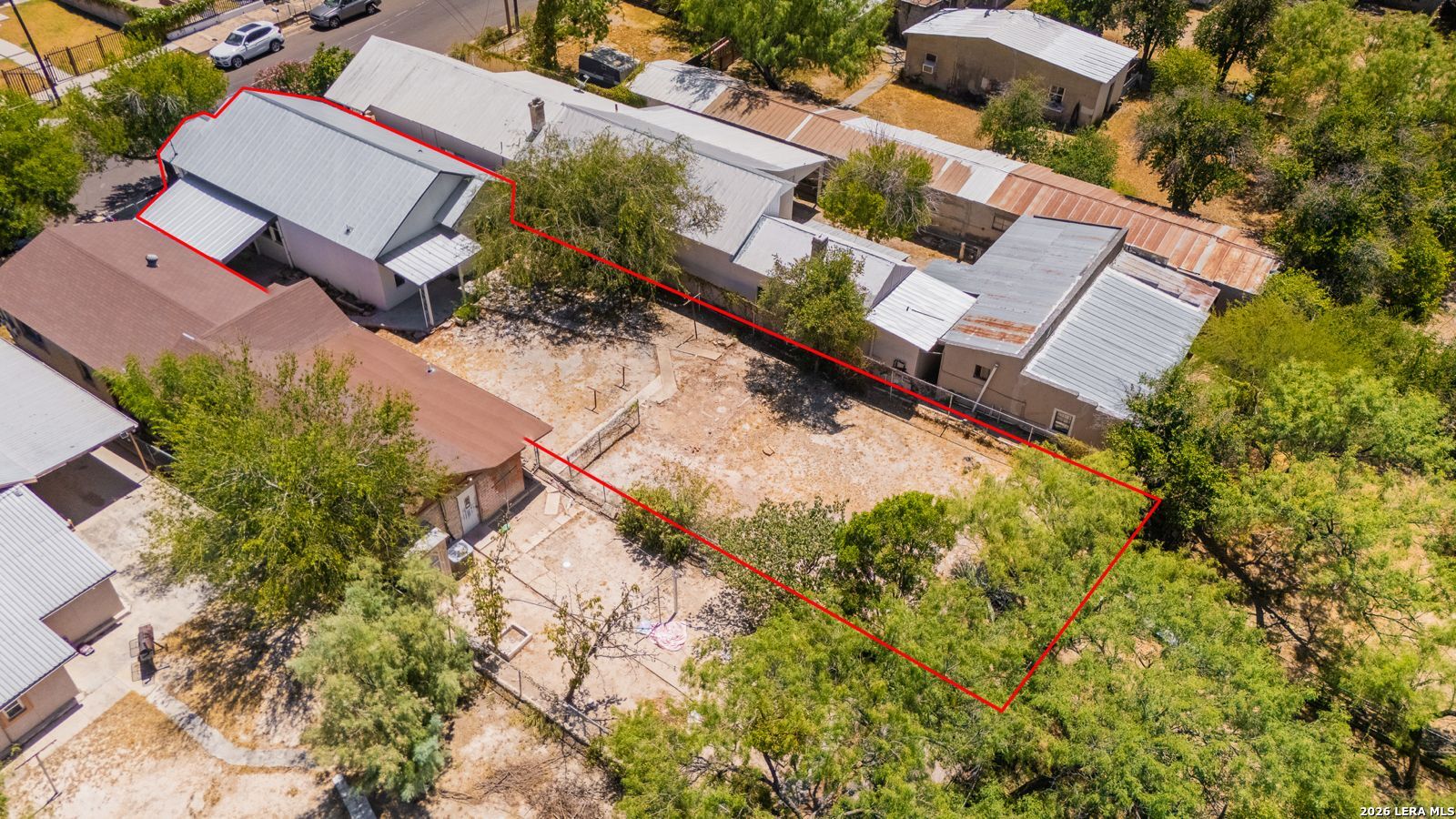 main property photo 22
