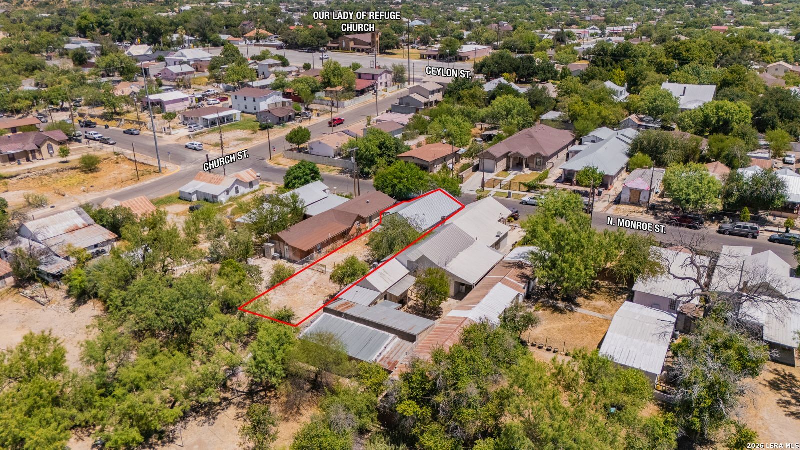 main property photo 23