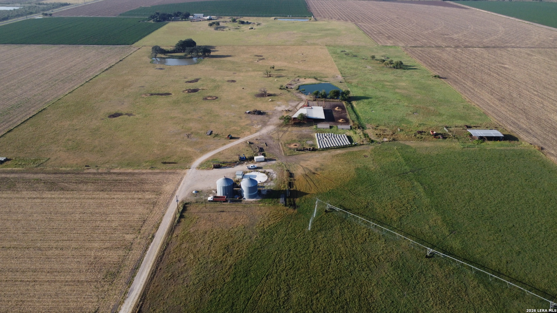 main property photo 16