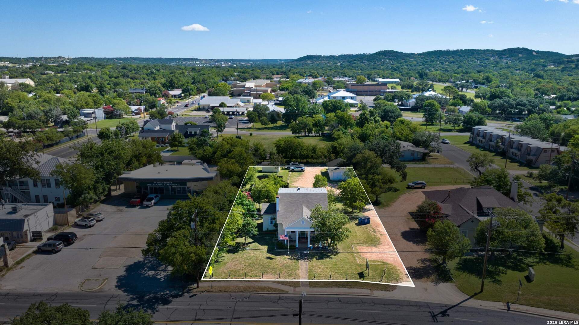 main property photo 1