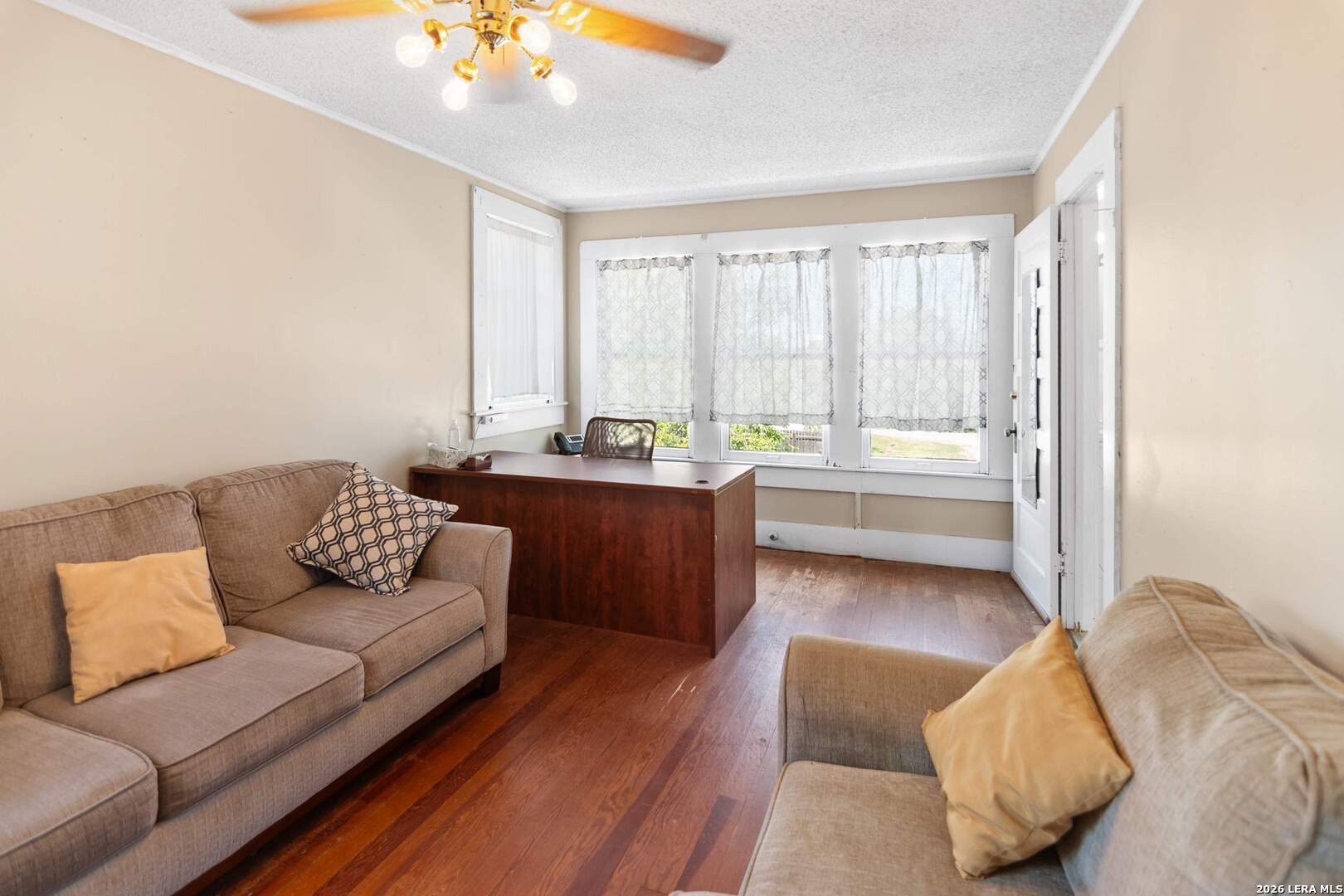 main property photo 12