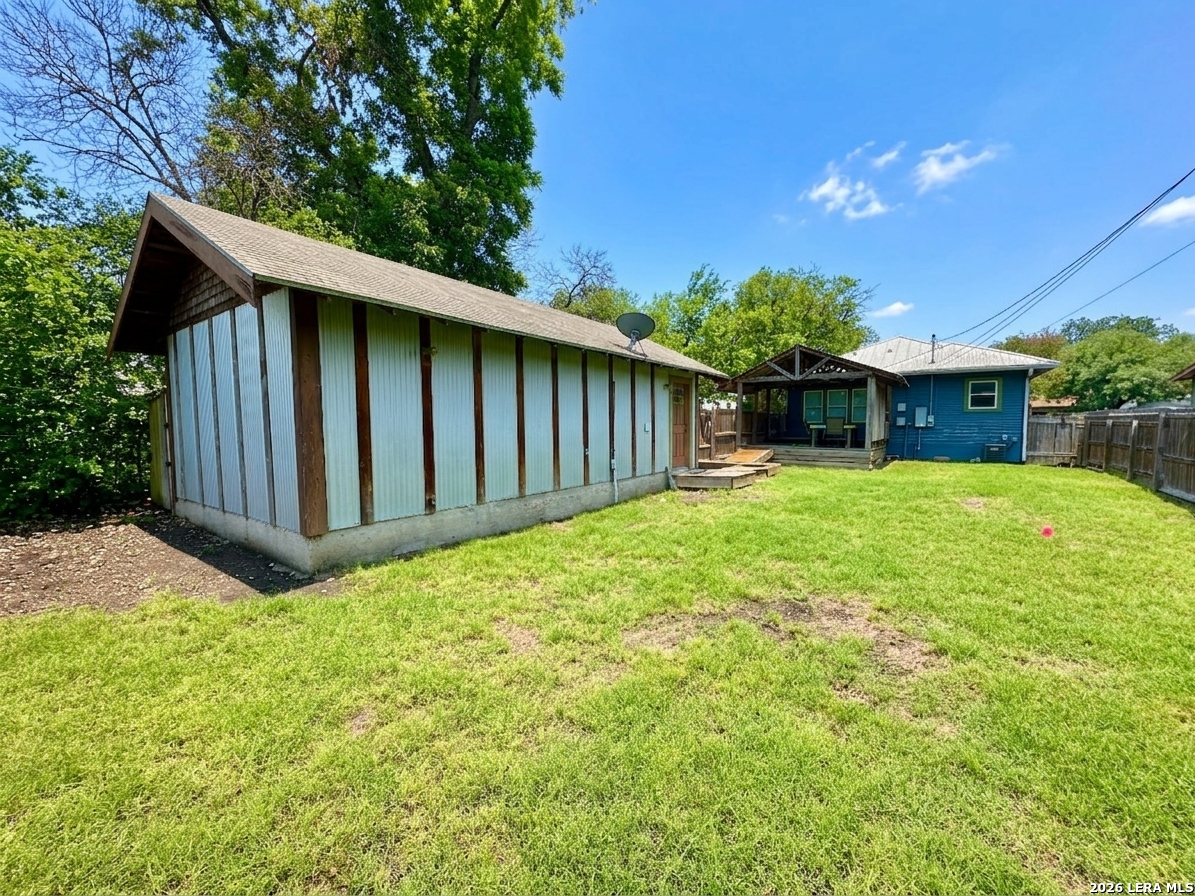 main property photo 3
