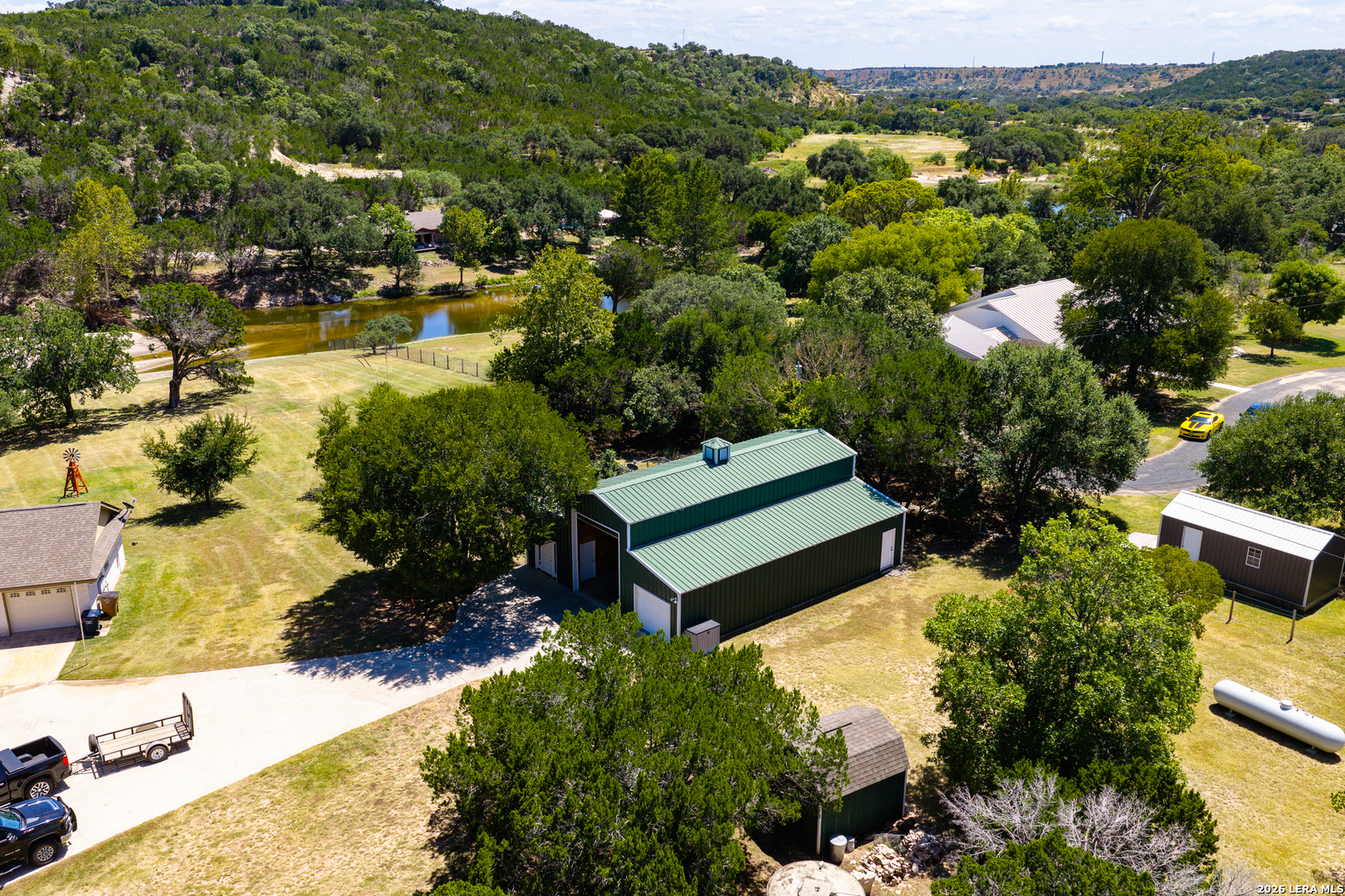 main property photo 45