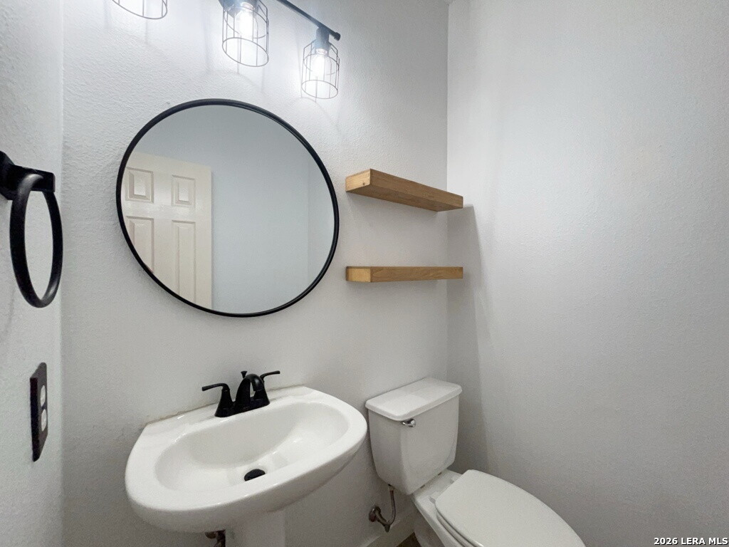 main property photo 34
