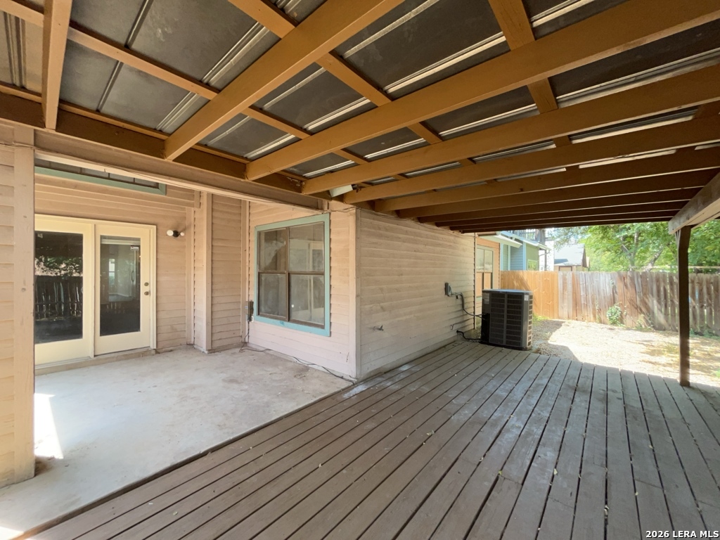 main property photo 41