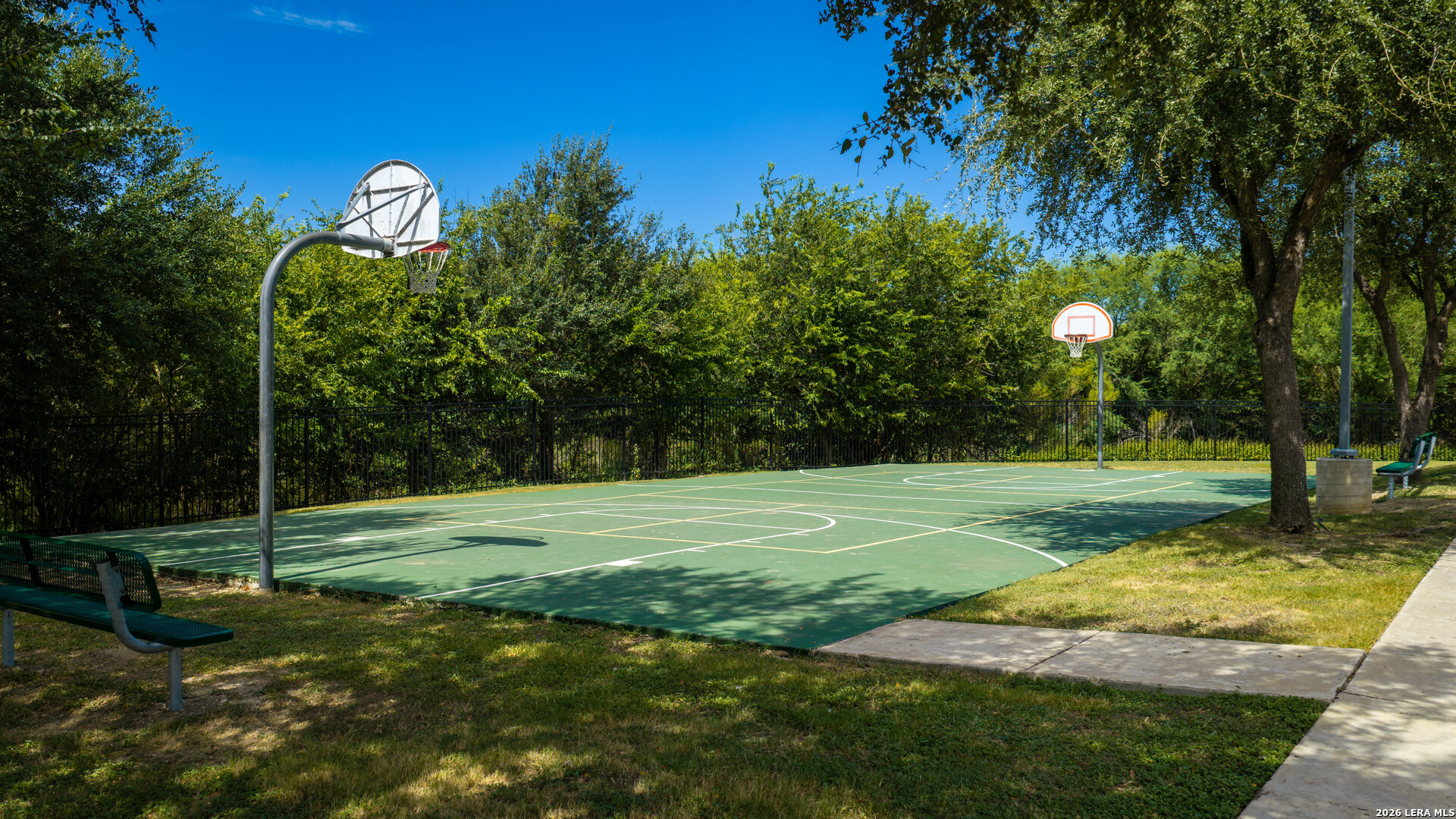 main property photo 27