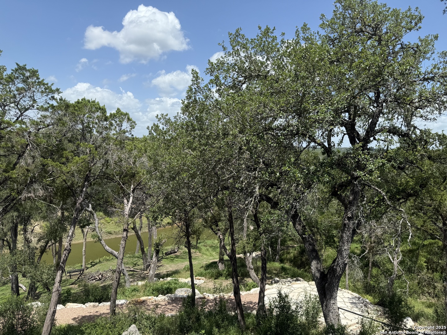 main property photo 20