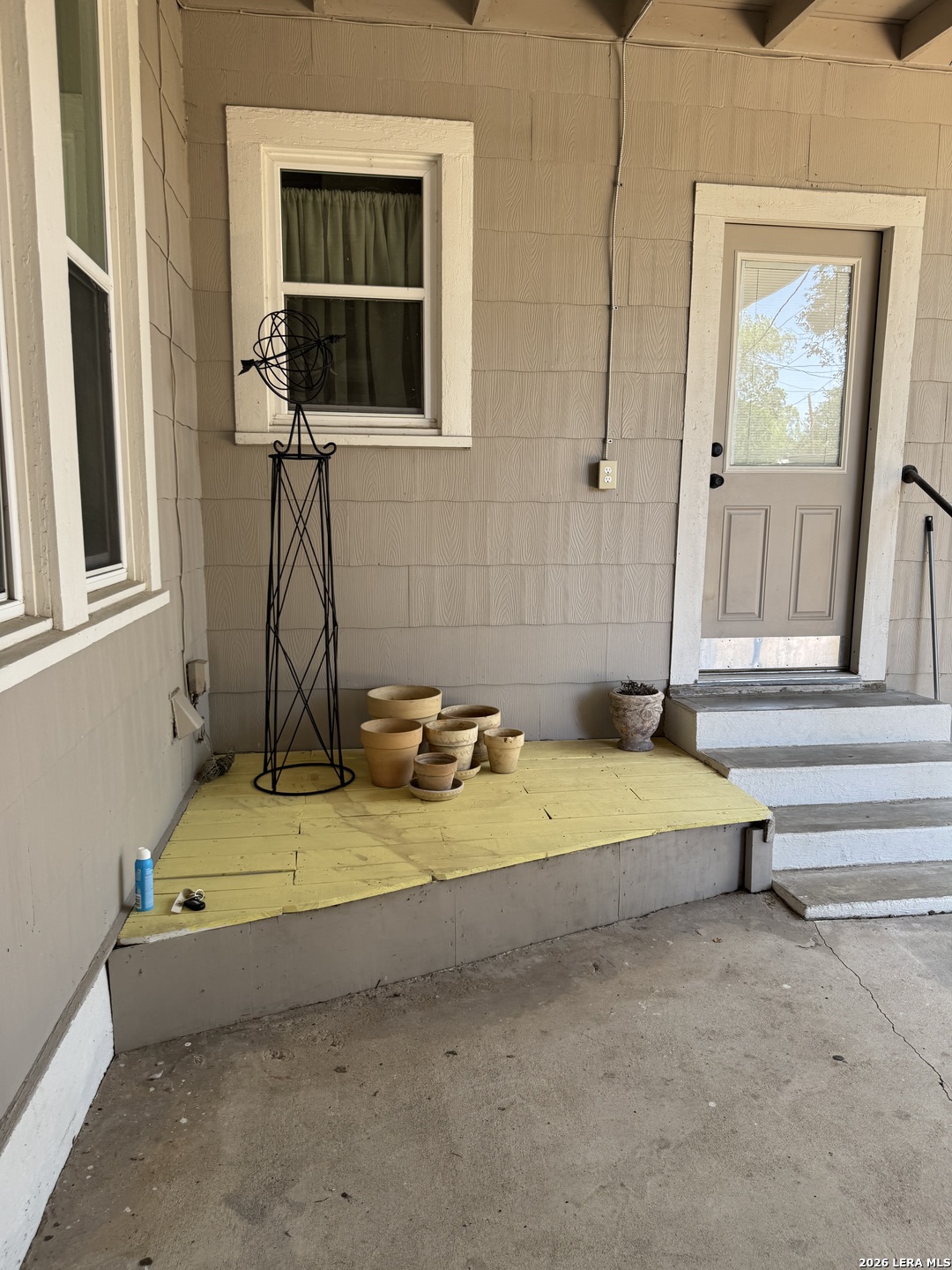main property photo 20