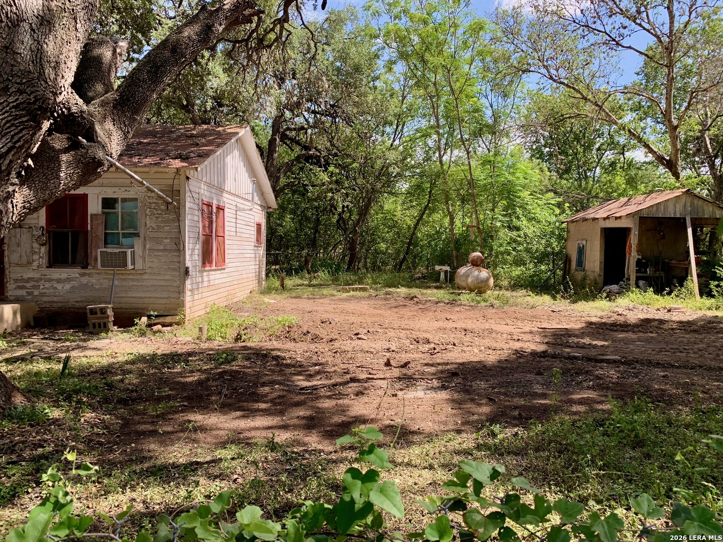 main property photo 24
