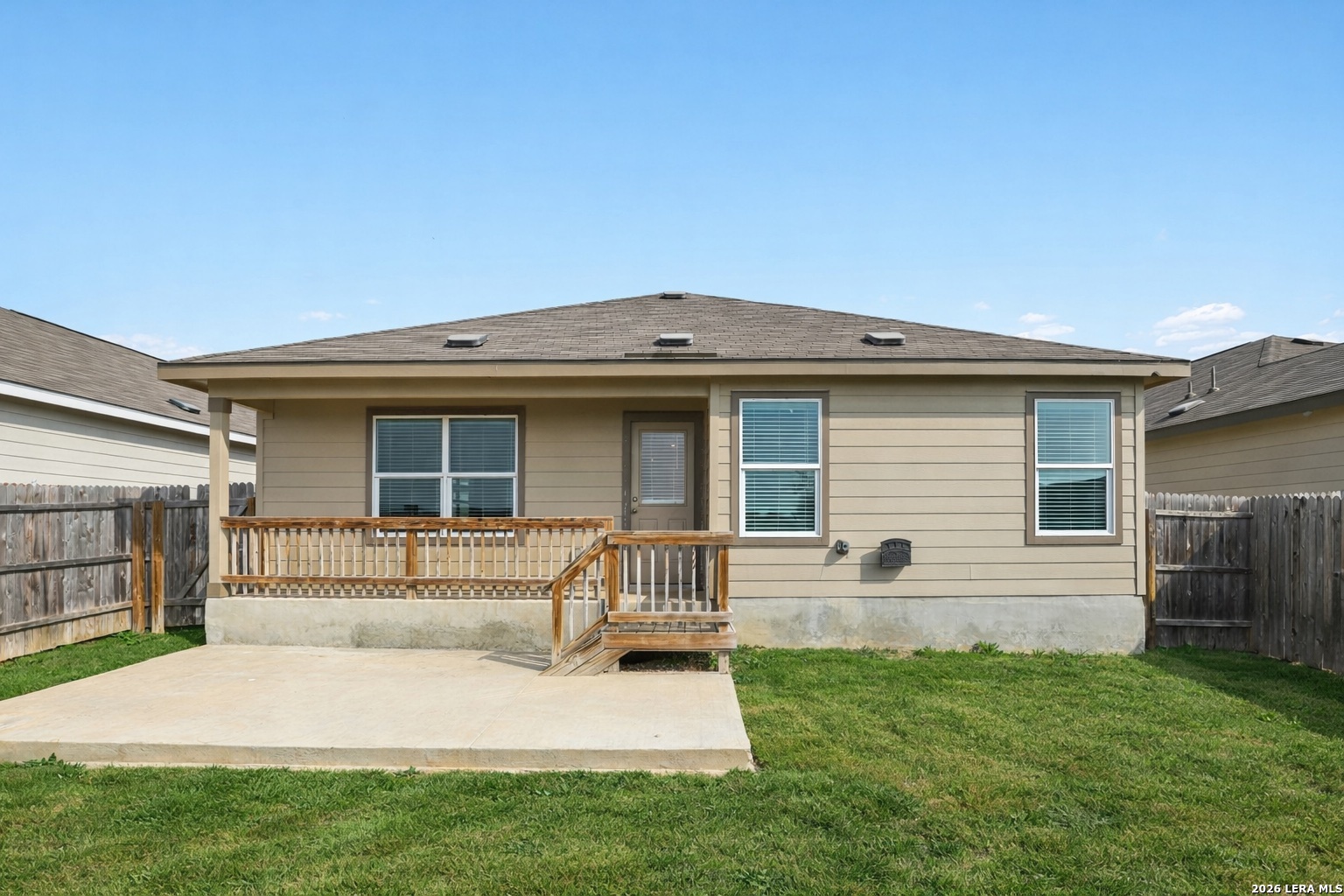 main property photo 29
