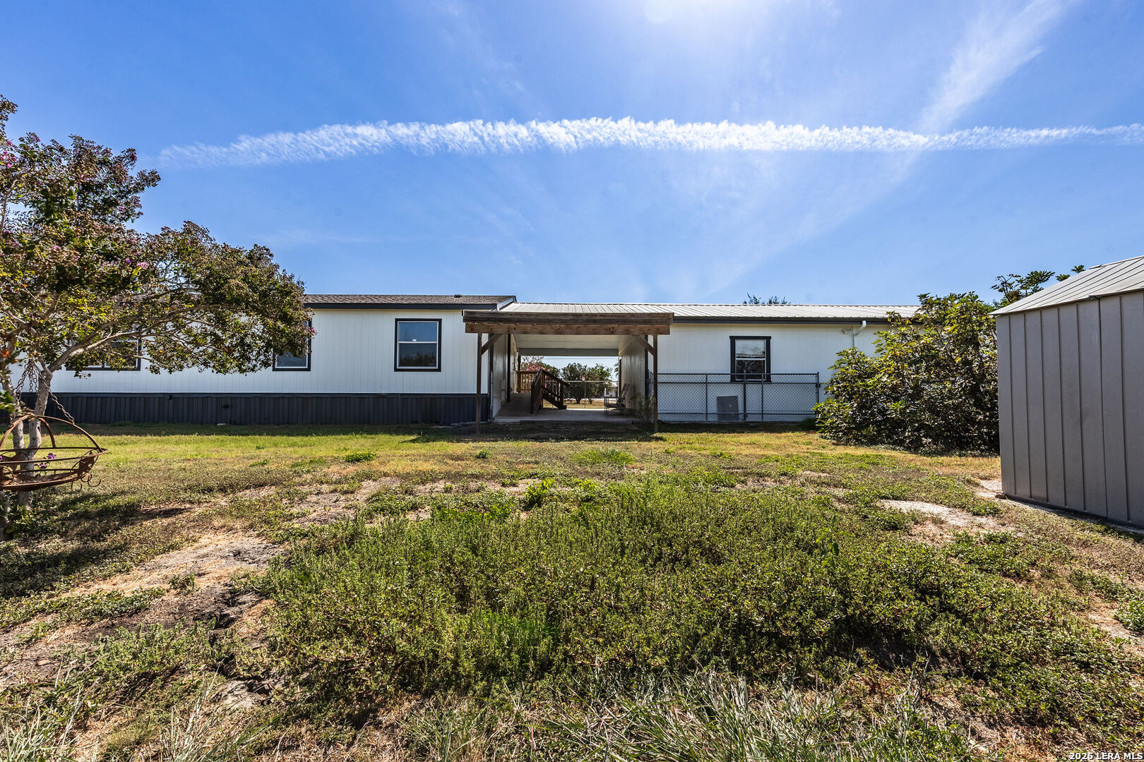main property photo 30