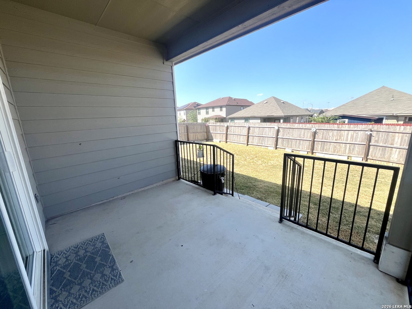 main property photo 24