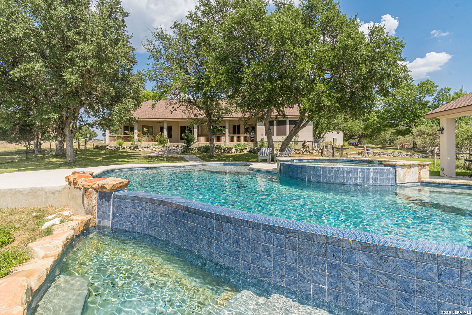 main property photo 77