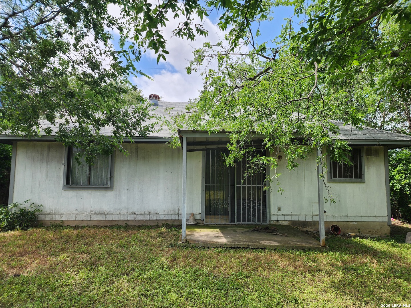 main property photo 4