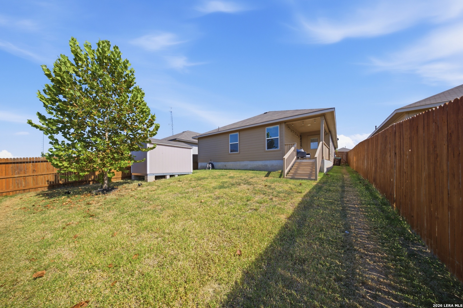 main property photo 27