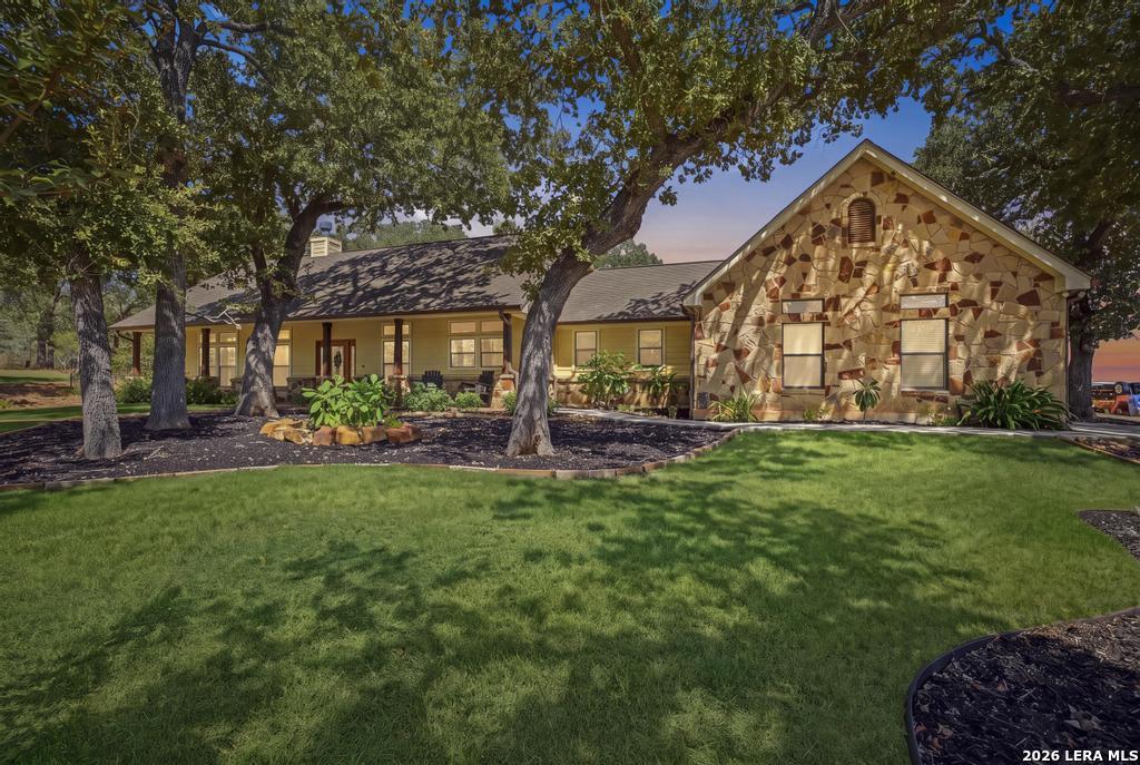 main property photo 4