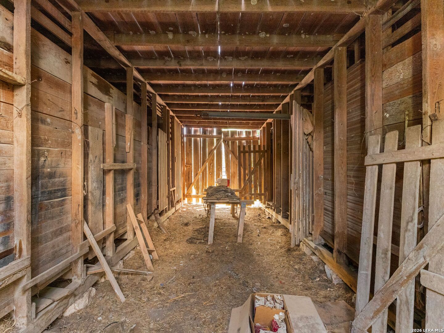 main property photo 79