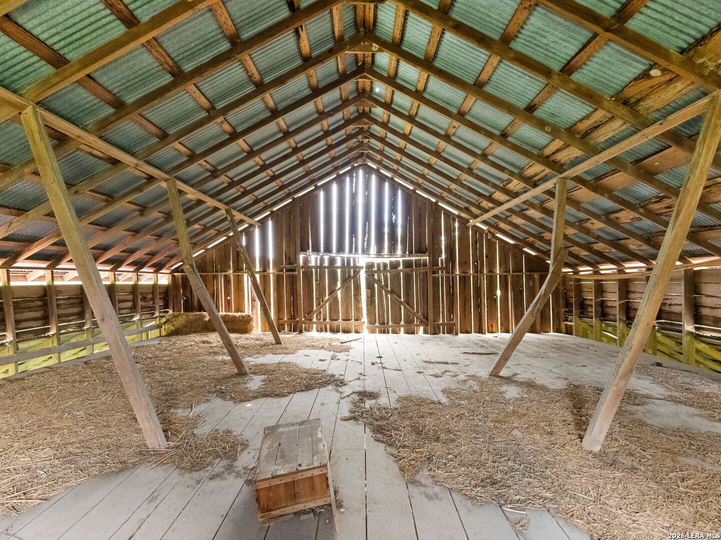 main property photo 80