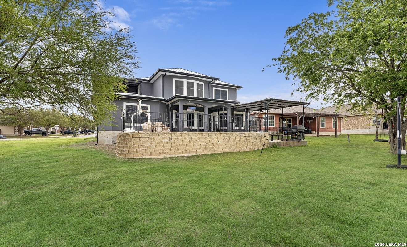 main property photo 31