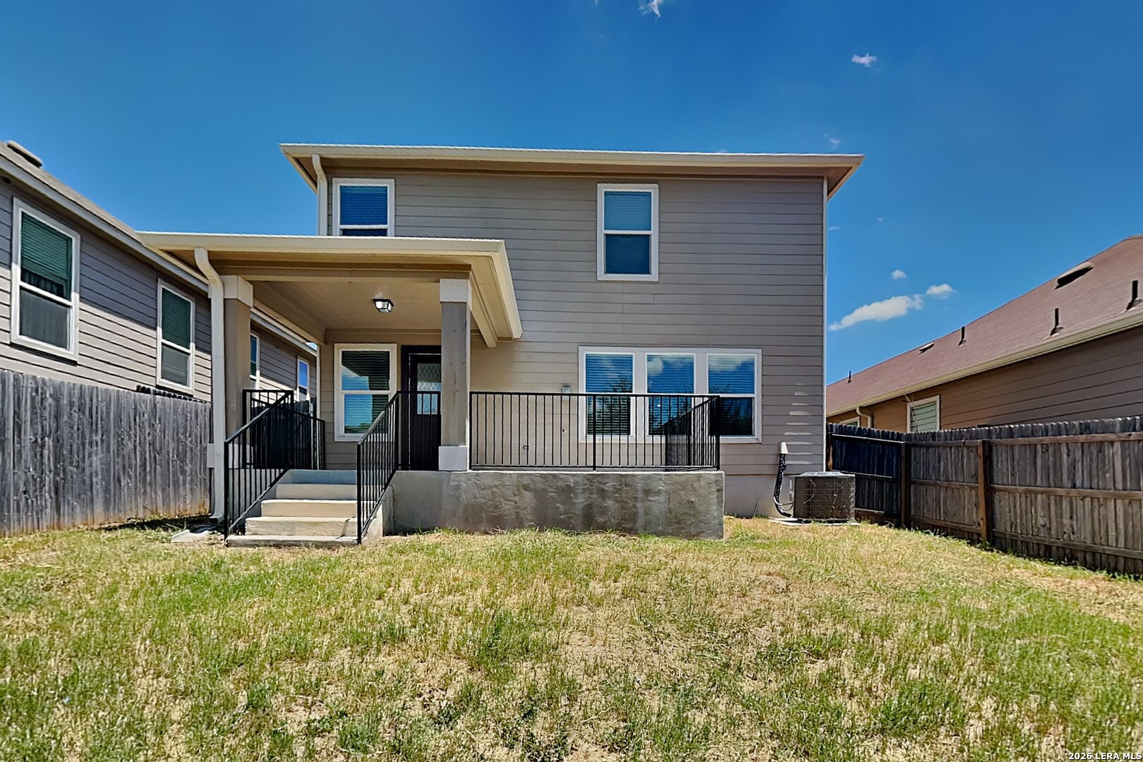main property photo 14