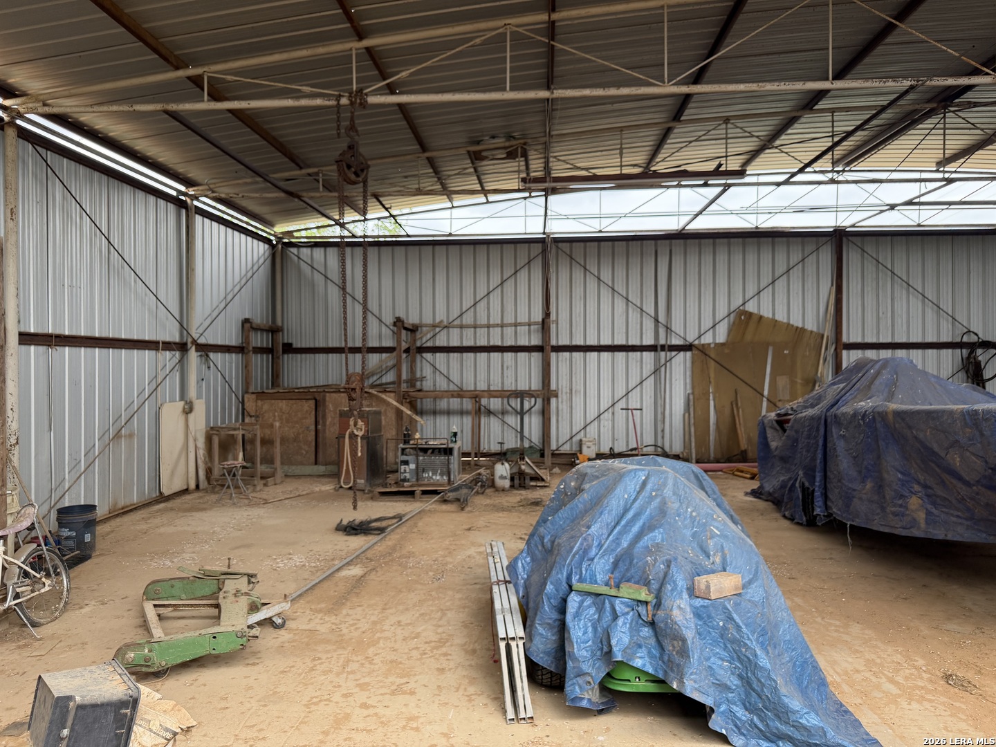 main property photo 3