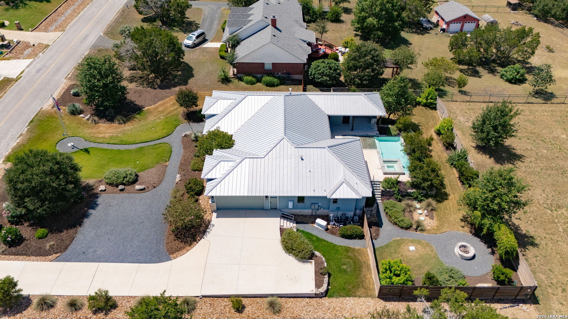 main property photo 43
