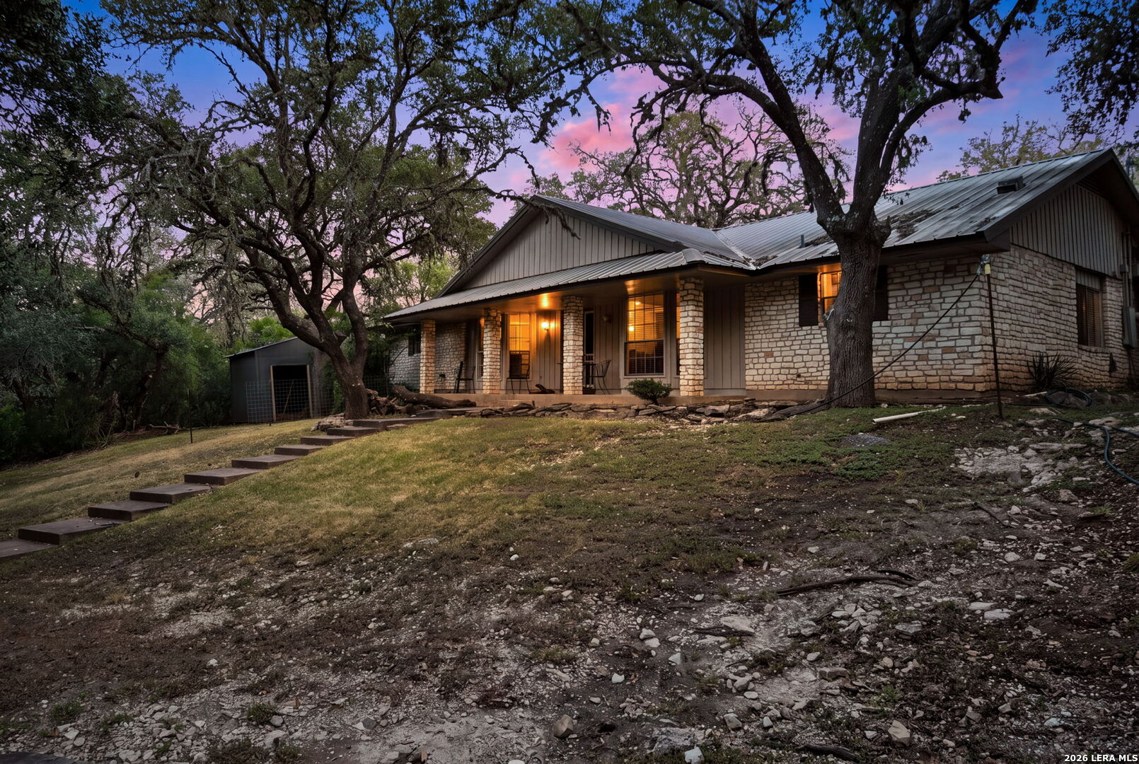 main property photo 34