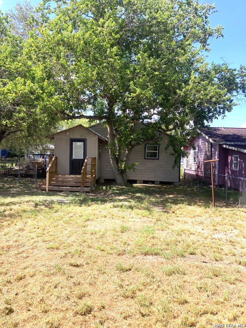 main property photo 10