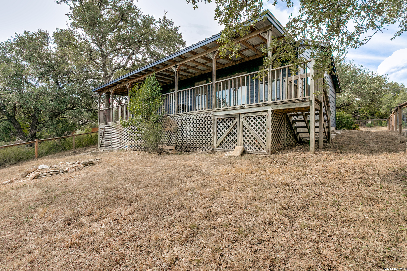 main property photo 23