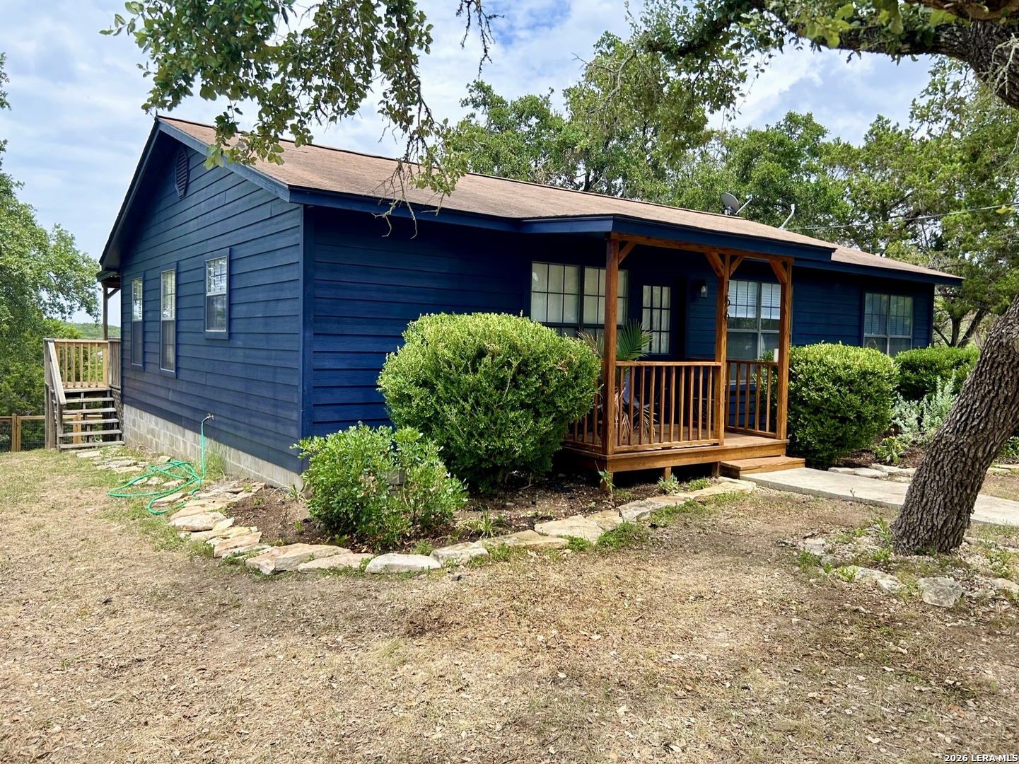 main property photo 25