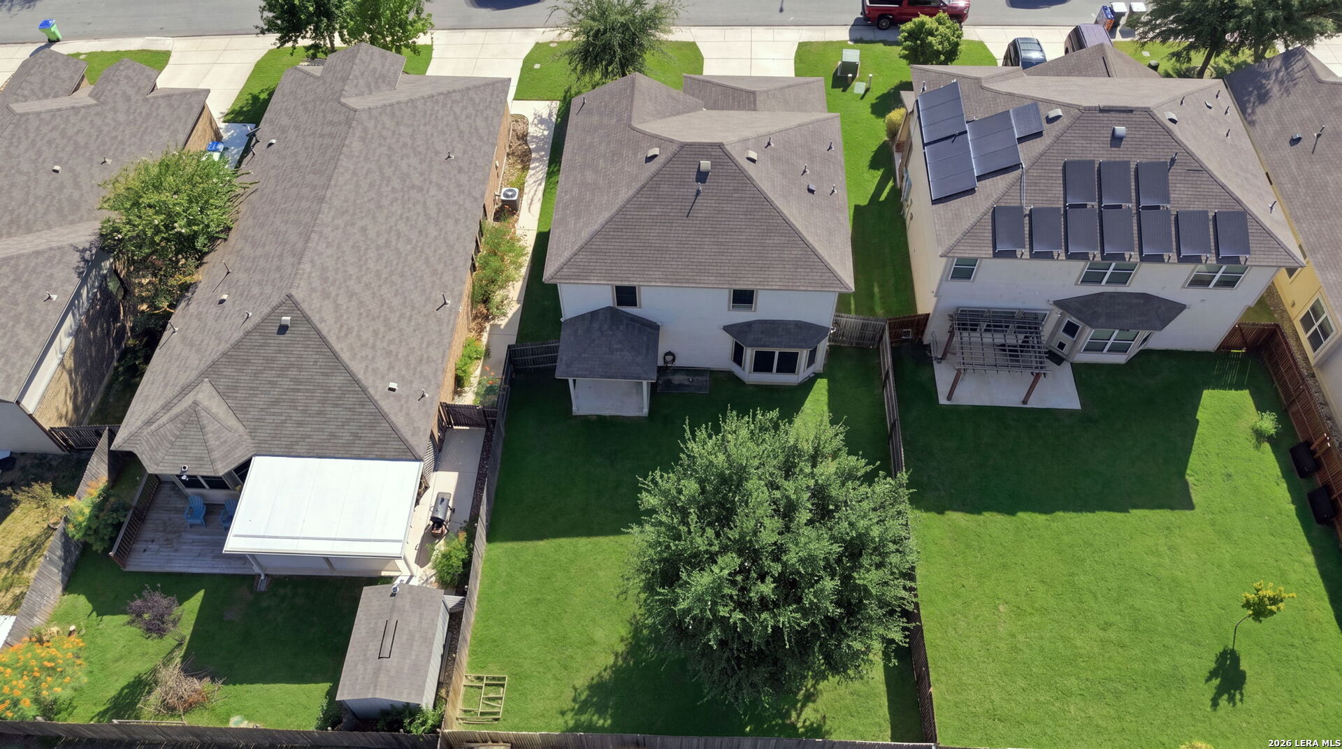 main property photo 33