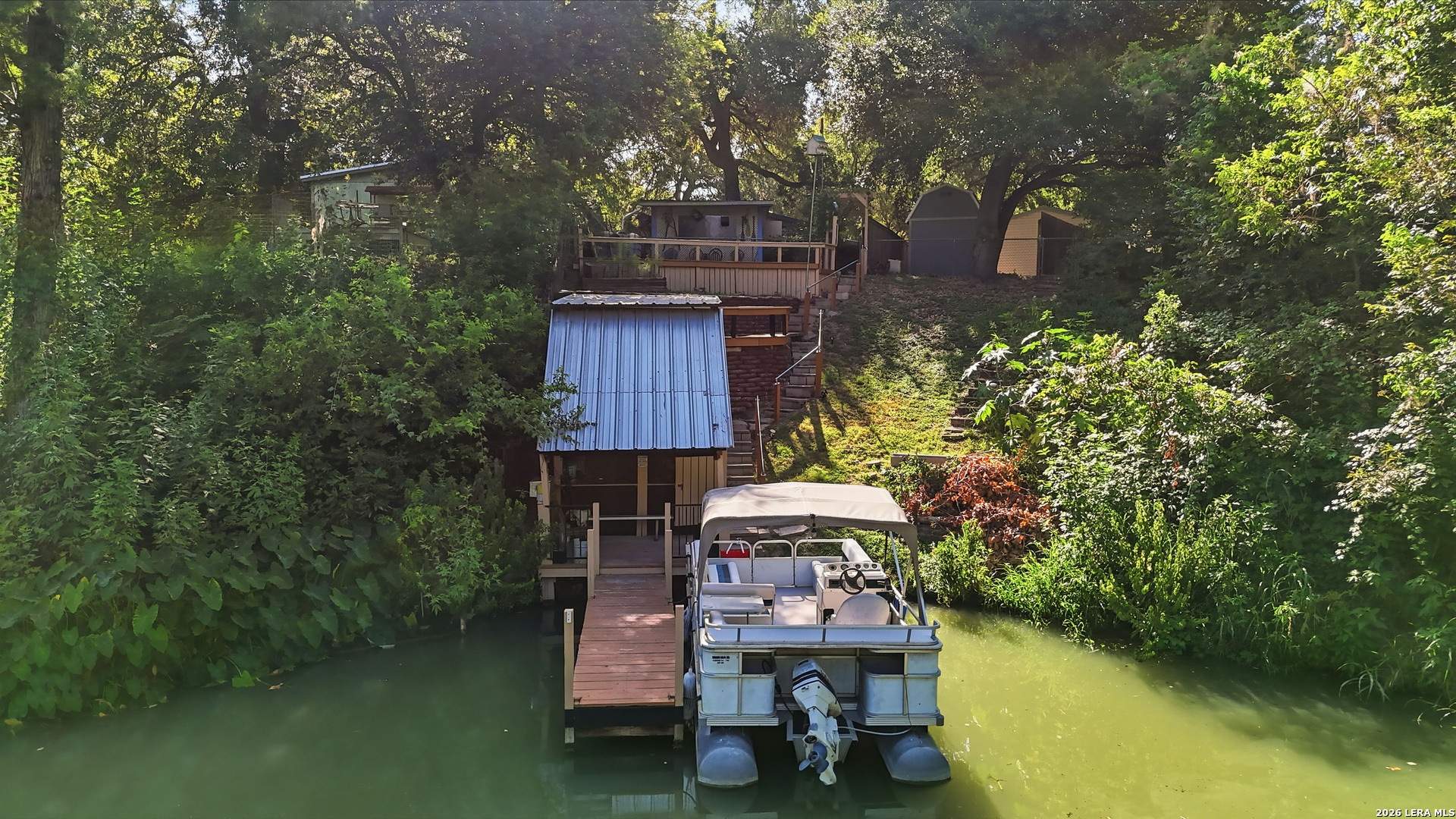 main property photo 44