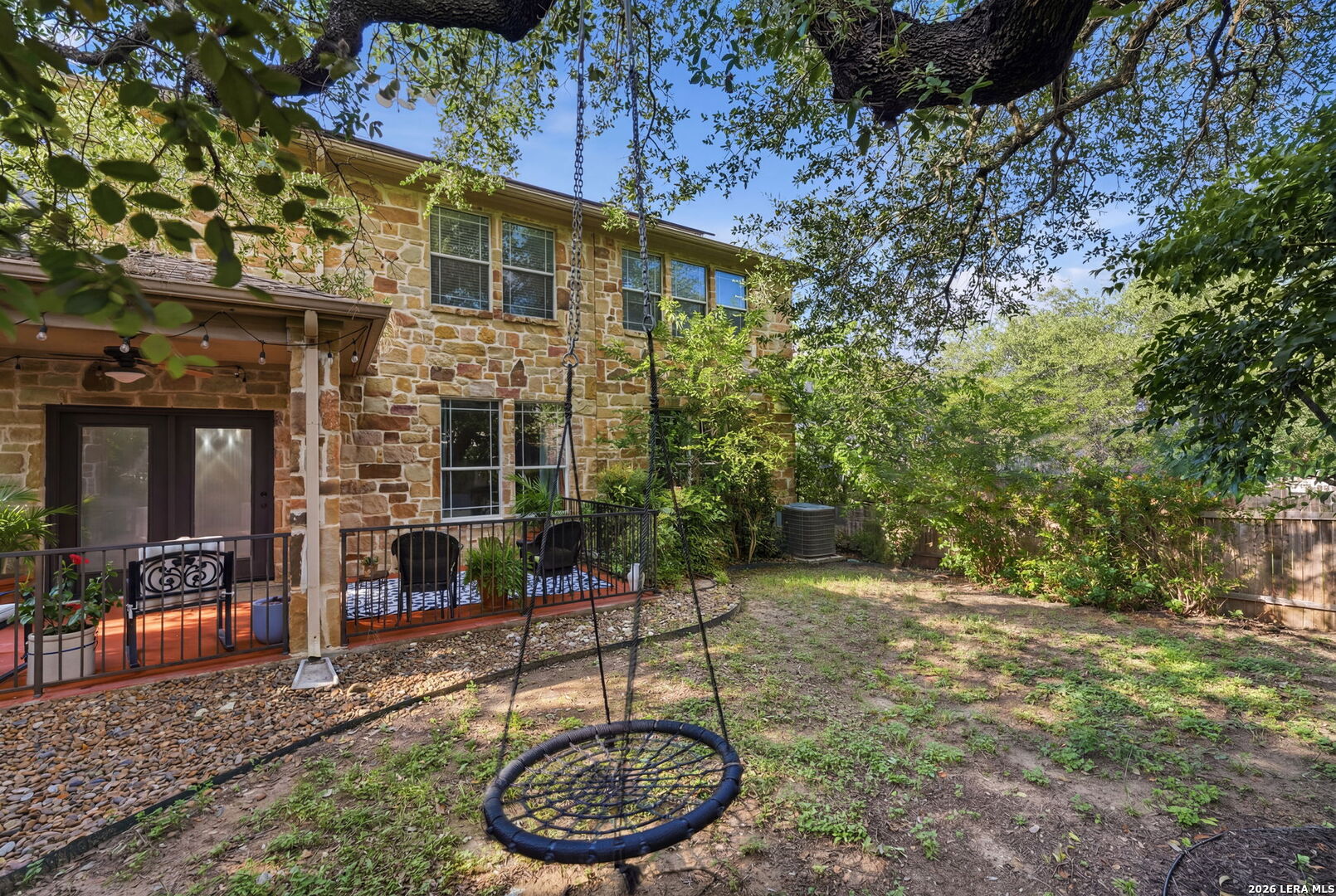 main property photo 32