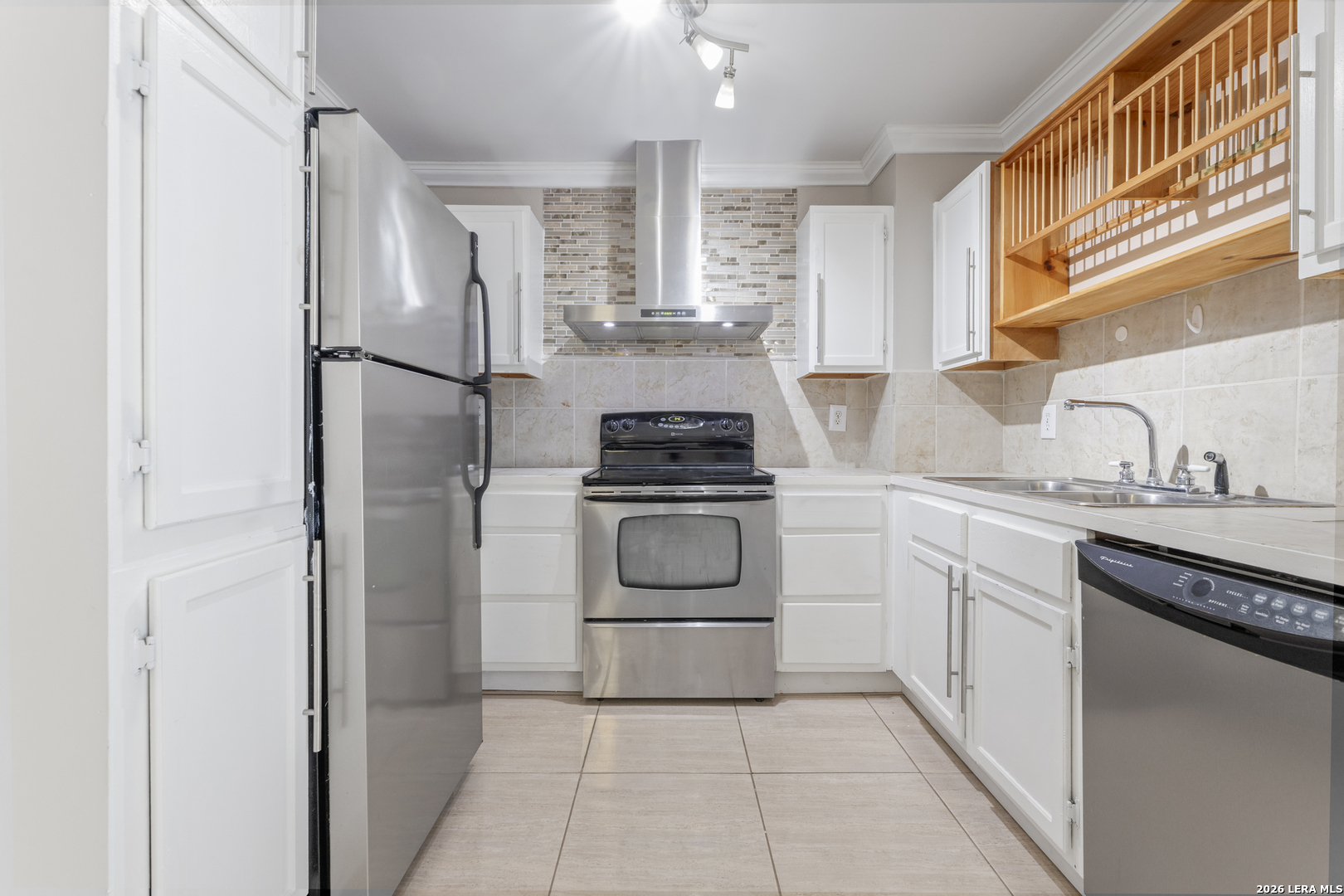 main property photo 62