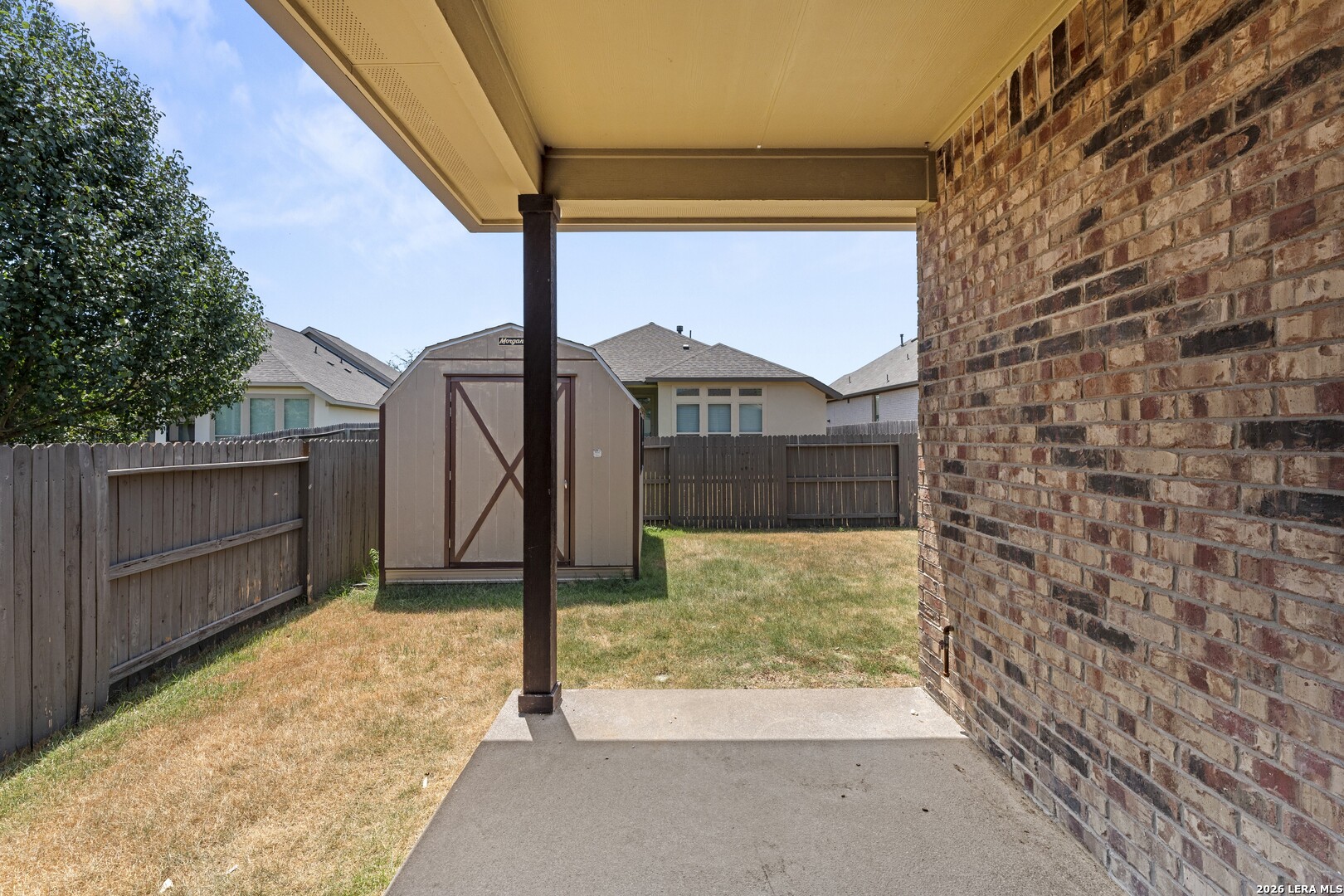 main property photo 37