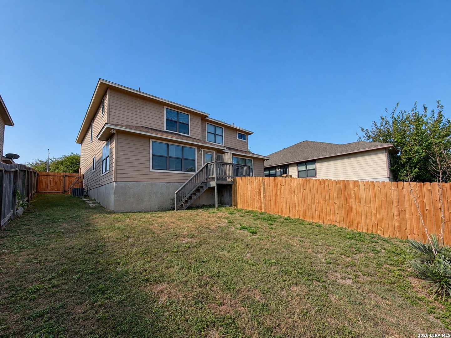 main property photo 21