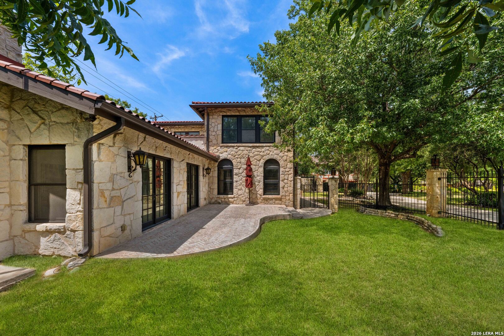 main property photo 81