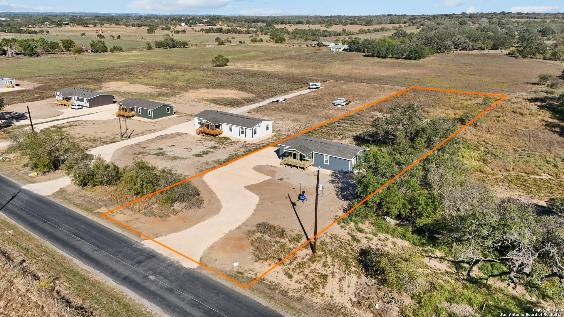 main property photo 21
