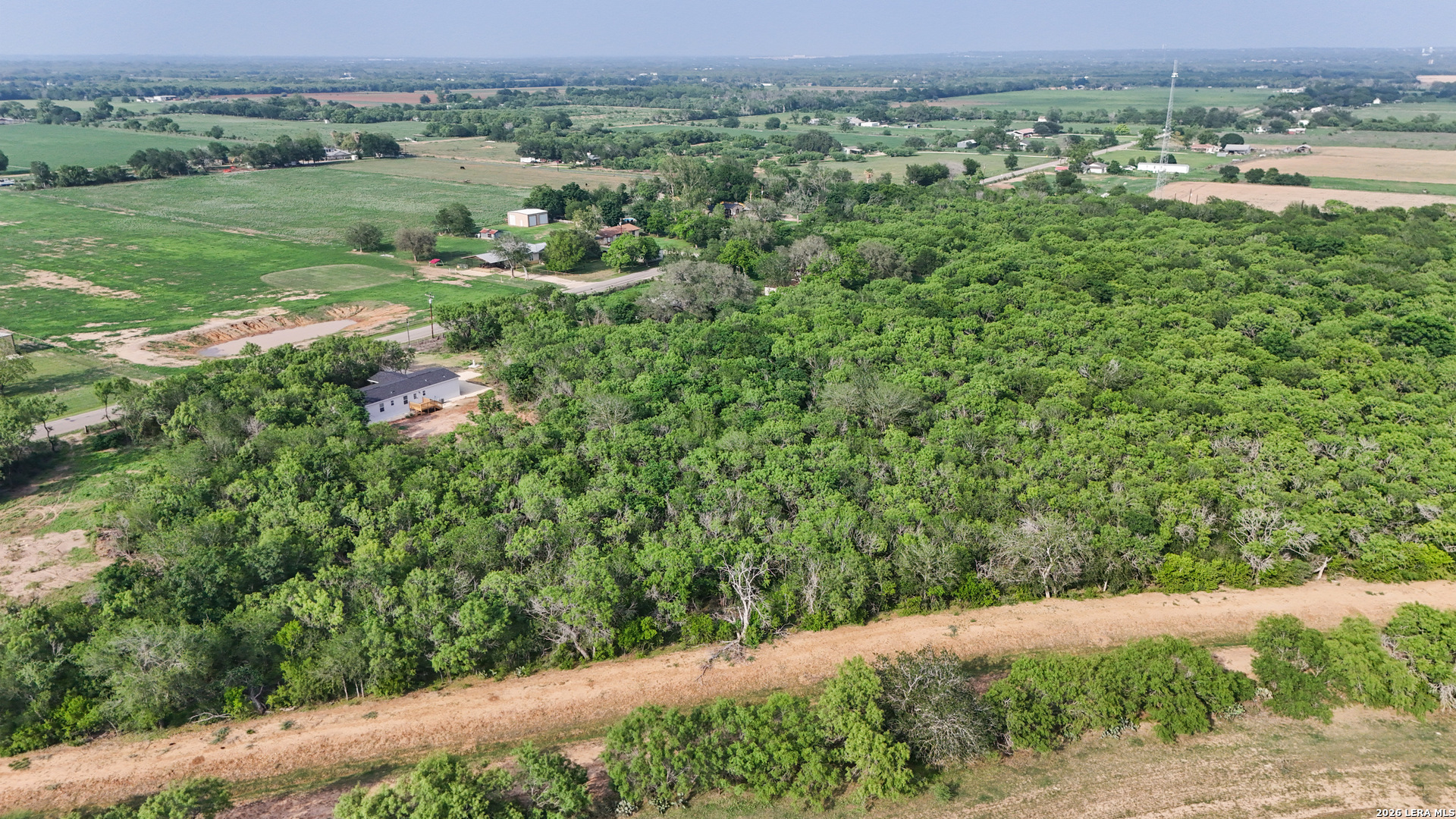 main property photo 17