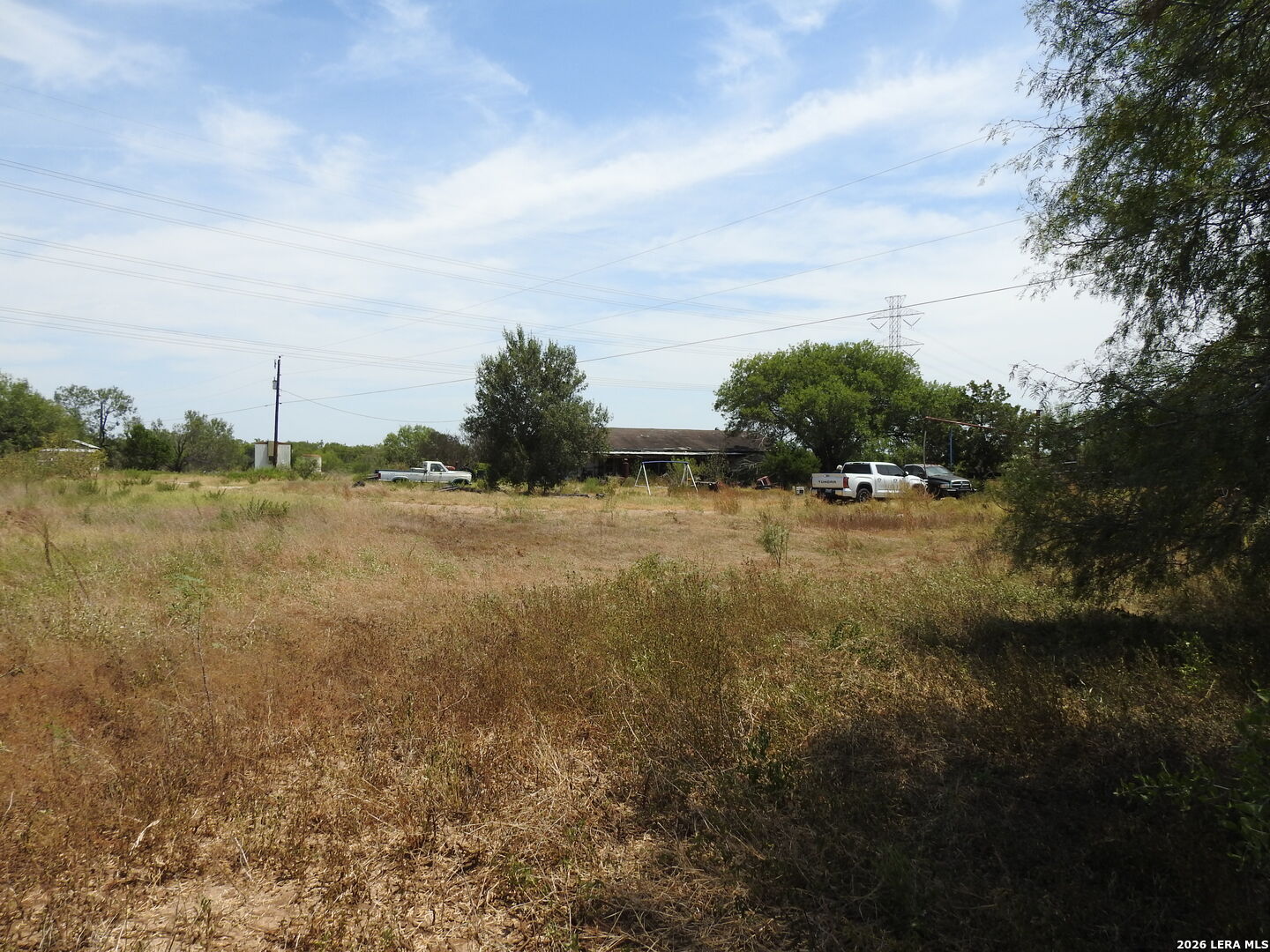 main property photo 5