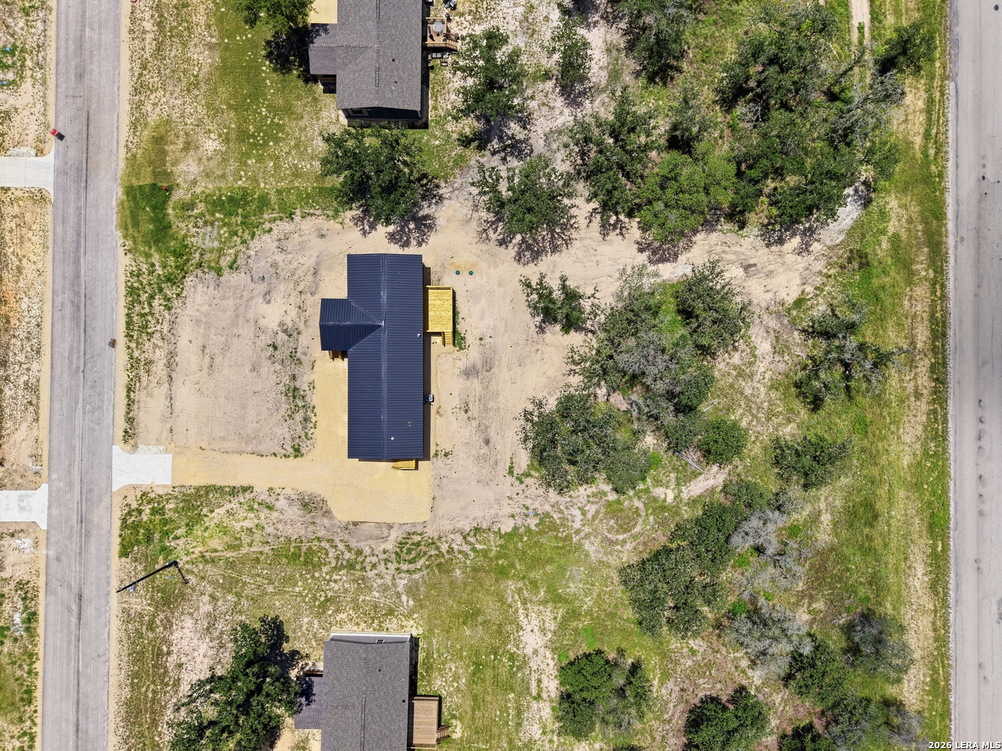 main property photo 14
