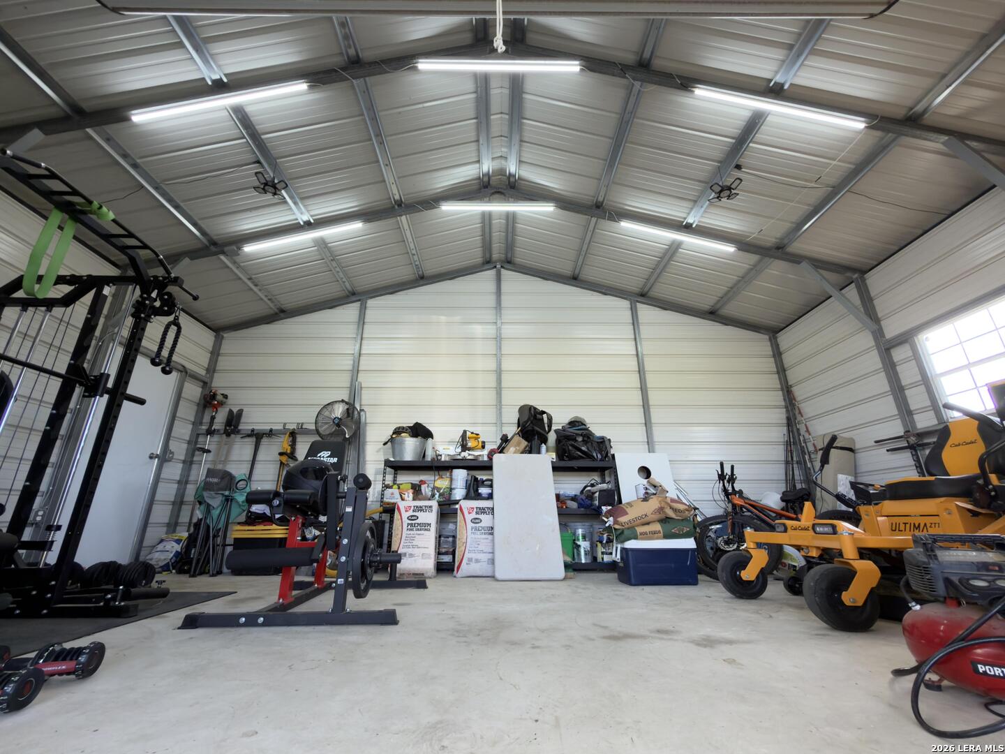 main property photo 20